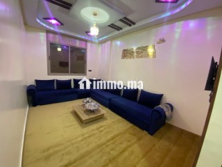 Location saisonnière à Laäyoune. 3 pièces confortables. Porte blindée, sécurité - Appartement à vendre - Laayoune
