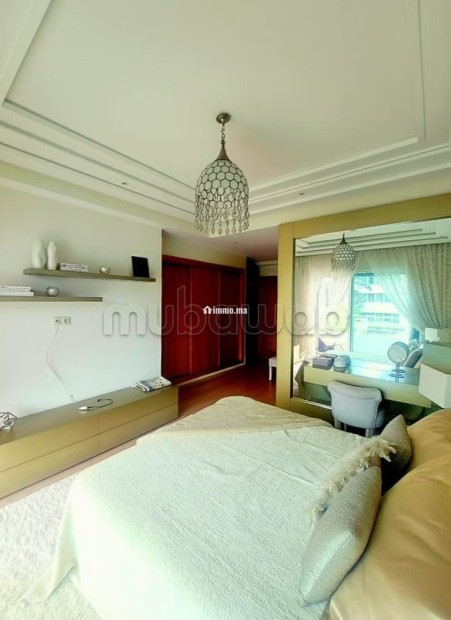 Appartement à vendre – Quartier 2 Mars, à Moulay Driss 1er, à deux pas du café Friandises, rue Rome - Vente Immobilier - Casablanca - photo 5