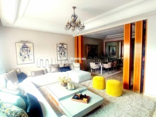 Appartement à vendre – Quartier 2 Mars, à Moulay Driss 1er, à deux pas du café Friandises, rue Rome - Appartement à vendre - Casablanca
