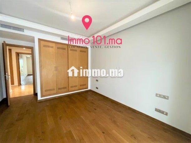location-appartement-a-lorangeraie-souissi-big-5