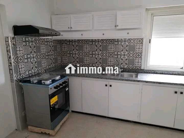 2 chambres salon vide bd standhal - Location Immobilier - Casablanca - photo 2