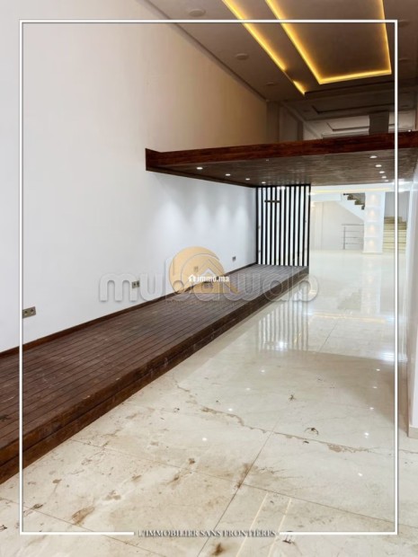 Magasin de 246 m² à vendre, Izdihar - Vente Immobilier - Marrakech - photo 4