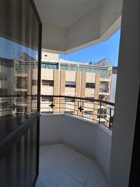 Appartement en location à Agdal. Superficie 60 m². Avec garage et ascenseur - Location Immobilier - Rabat - photo 8