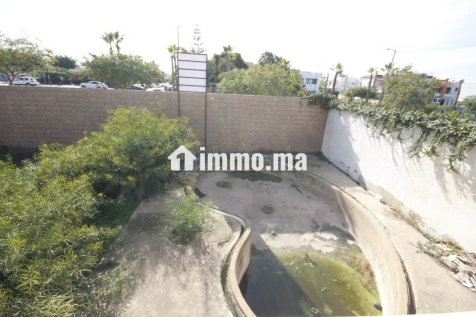 Vend villa commerciale sur grande artere 1000 m² - Vente Immobilier - Casablanca - photo 8