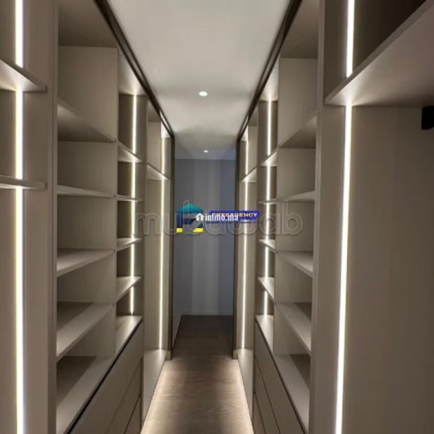 Charmant appartement 4 chambres à louer vue mer - Location Immobilier - Tanger - photo 5