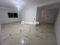 Très bel appartement en location à Harhoura.
Surface totale 90 m².
Porte blindée et système de double vitrage - miniature 1