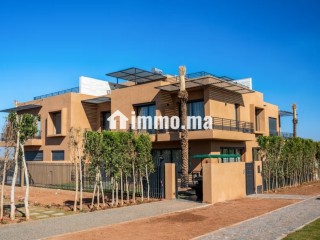 Villa 4/5 chambres avec piscine 450m2 terrain vue atlas - Villa à vendre - Marrakech