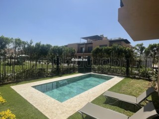 Villa 4/5 chambres avec piscine 450m2 terrain vue atlas - Villa à vendre - Marrakech