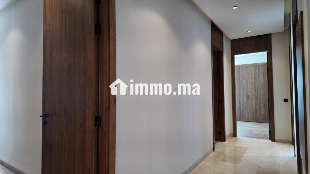 Villa 4 chambres 220 m2 avec Rooftop vue Atlas - Vente Immobilier - Marrakech - photo 3