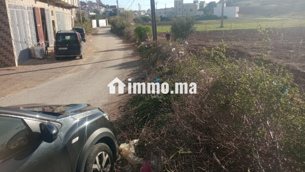 Vente de terrain à Azla. Surface de 3800 m² - Vente Immobilier - Autre - photo 1