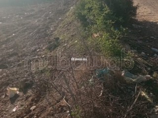 Vente de terrain à Azla. Surface de 3800 m² - Terrain à vendre - Autre