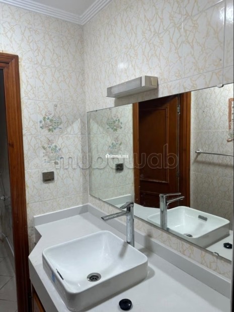 Superbe villa à louer à Riyad. 4 chambres. Cheminée et climatisation - Location Immobilier - Rabat - photo 8