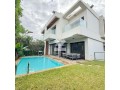 Villa à Vendre de 277.0 m² à Casablanca, Ain Diab Extension 2 - miniature 1