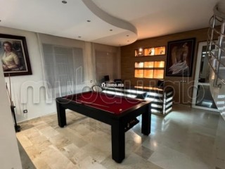 Location saisonnière villa de luxe à Souissi. 6 pièces. Double vitrage et chauffage central - Villa à vendre - Rabat