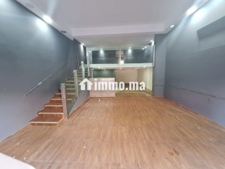 Local comercail en vente zoo ain sebaa 64/m - Local commercial à vendre - Casablanca