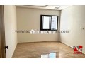studio-vide-en-location-aux-residences-vertes-small-4
