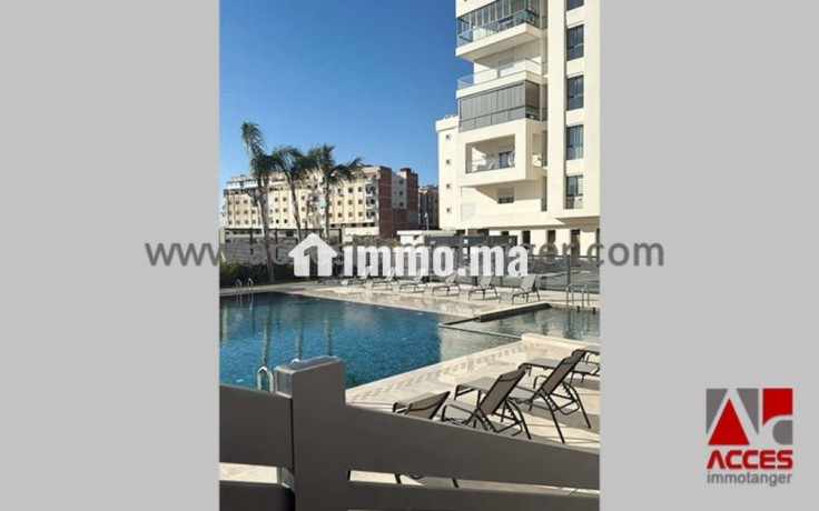 studio-vide-en-location-aux-residences-vertes-big-0
