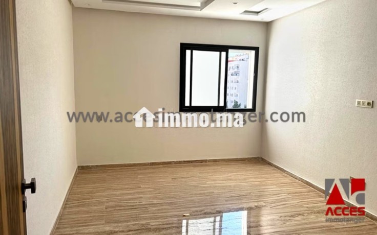 studio-vide-en-location-aux-residences-vertes-big-4