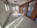 Location de bureaux à Les Hôpitaux. Superficie 87 m². Avec ascenseur et terrasse - miniature 1