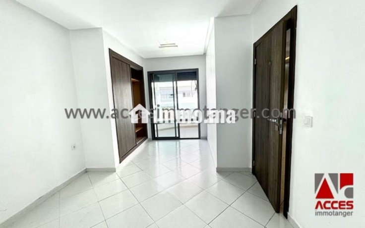 appartement-spacieux-et-vide-au-coeur-de-la-ville-big-4