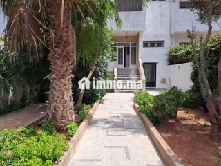 Villa de haut standing à vendre à CIL Hay Salam. 5 chambres agréables - Villa à vendre - Casablanca