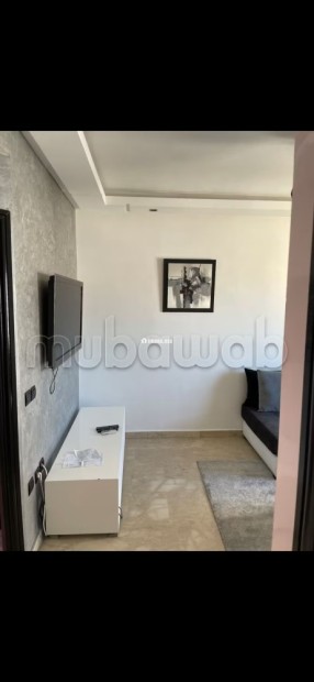Appartement à louer à Racine. 1 chambre. Meublé - Location Immobilier - Casablanca - photo 4