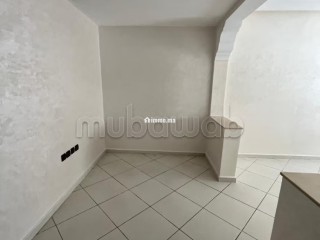 Superbe appartement à louer à val fleuri grandes pièces. Résidence avec concierge - Appartement à louer - Tanger