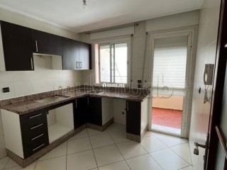 Superbe appartement à louer à val fleuri grandes pièces. Résidence avec concierge - Appartement à louer - Tanger