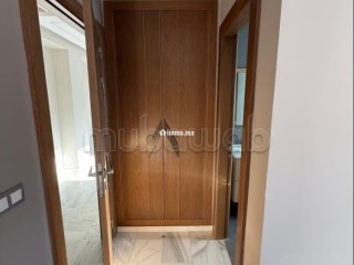 Très bel appartement en location à Branes 1.2 chambres agréables. Ascenseur et terrasse - Appartement à louer - Tanger