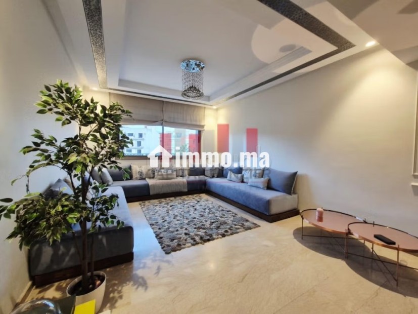 Bel appartement double salon avec cheminée - Location Immobilier - Casablanca - photo 3
