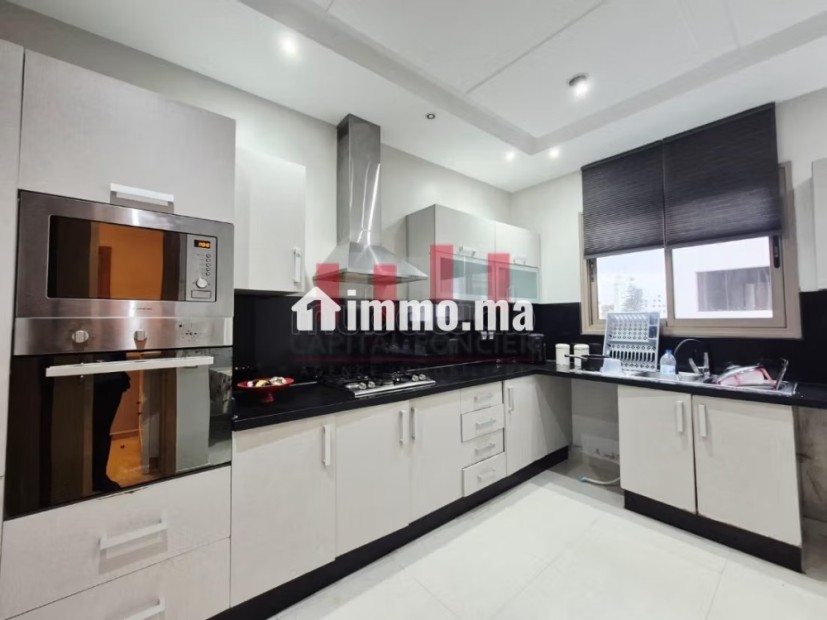 Bel appartement double salon avec cheminée - Location Immobilier - Casablanca - photo 6