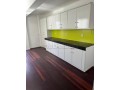 bel-appartement-en-location-a-racine-2-chambres-porte-blindee-securite-small-3