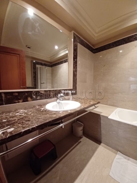 Appartement meublé 3 chambres Résidence avec piscine proche de jamaa fena - Location Immobilier - Marrakech - photo 6