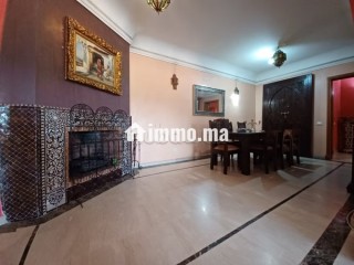 Appartement meublé 3 chambres Résidence avec piscine proche de jamaa fena - Appartement à louer - Marrakech