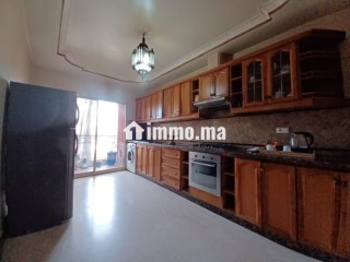 Appartement meublé 3 chambres Résidence avec piscine proche de jamaa fena - Appartement à louer - Marrakech