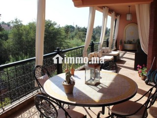 Grand appartement de trois chambres avec terrasse - Appartement à louer - Marrakech