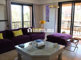 Grand appartement de trois chambres avec terrasse - Appartement à louer - Marrakech