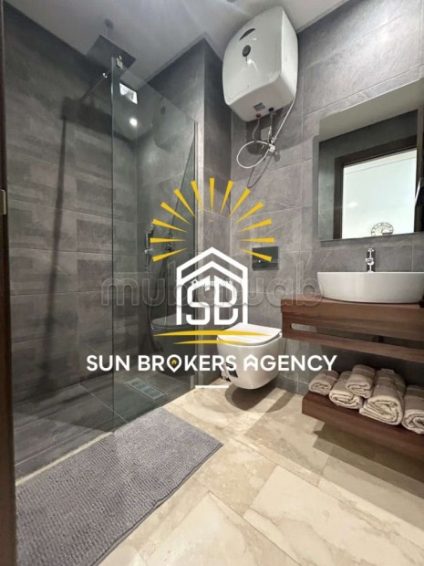 TRES JOLI produit moderne bourgogne - Location Immobilier - Casablanca - photo 4
