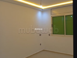 Louez cet appartement à Abi Horaira. Superficie 98 m². Conciergerie à disposition - Appartement à louer - Temara