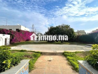 Villa à vendre 2 456 m², 5 chambres Polo Casablanca - Villa à vendre - Casablanca