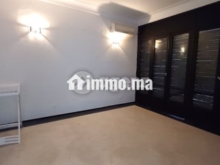 Villa à vendre 2 456 m², 5 chambres Polo Casablanca - Villa à vendre - Casablanca