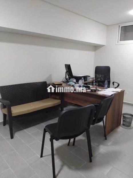 MAGASIN ET CAVE RES FIRDOUSS 8000 DH - Location Immobilier - Casablanca - photo 4
