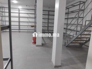 MAGASIN ET CAVE RES FIRDOUSS 8000 DH - Local commercial à louer - Casablanca