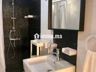 Joli appart studio bien meublé place les iris - Appartement Location Vacances - Casablanca