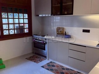 Charmante villa à vendre à Hay Riad Rabat - Villa à vendre - Rabat