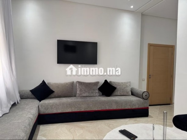appartement-de-vacances-a-louer-a-quartier-industriel-2-belles-chambres-avec-ascenseur-et-espace-vert-big-2