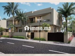 Villa de luxe à vendre à Route de Tahanaout. Superficie 403 m². Résidence avec piscine - Villa à vendre - Marrakech