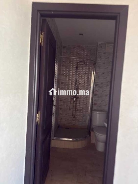Spacieux 3 pièces/Salon 110m²– à 5m du Tram - Location Immobilier - Casablanca - photo 3
