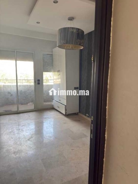 Spacieux 3 pièces/Salon 110m²– à 5m du Tram - Location Immobilier - Casablanca - photo 4