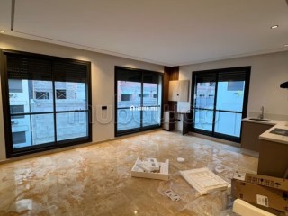 Beau studio neuf en location à belvédère. Surface de 45 m². Sécurisé 24/24 - Appartement à louer - Casablanca